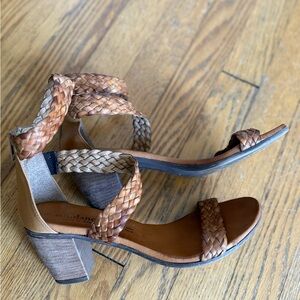 Sundance Bonaire Italian Leather Sandal 8.5